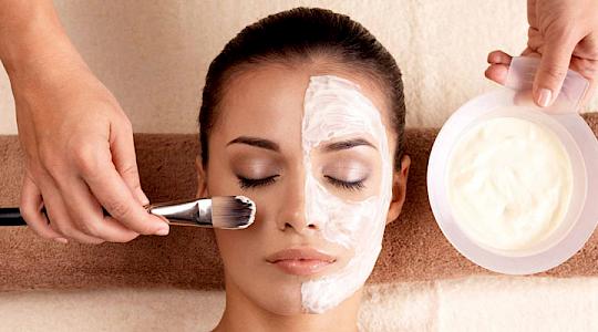 4 Compelling Reasons Why Accreditation is Essential for Your Beauty Career