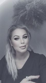 Nikki Howieson